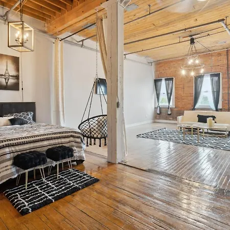 Queen G Investments Apts